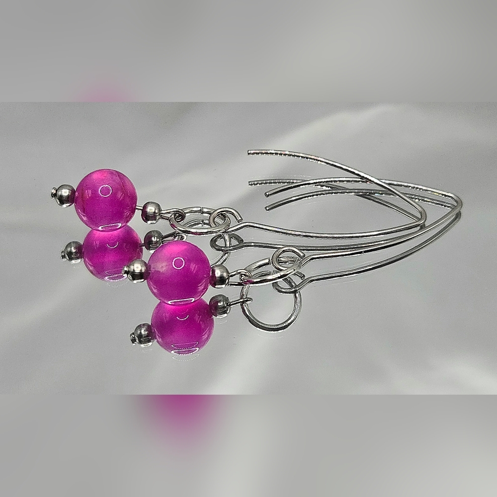 Elegant Stainless Steel  and  Beaded Necklace - Picture 2 of 9
